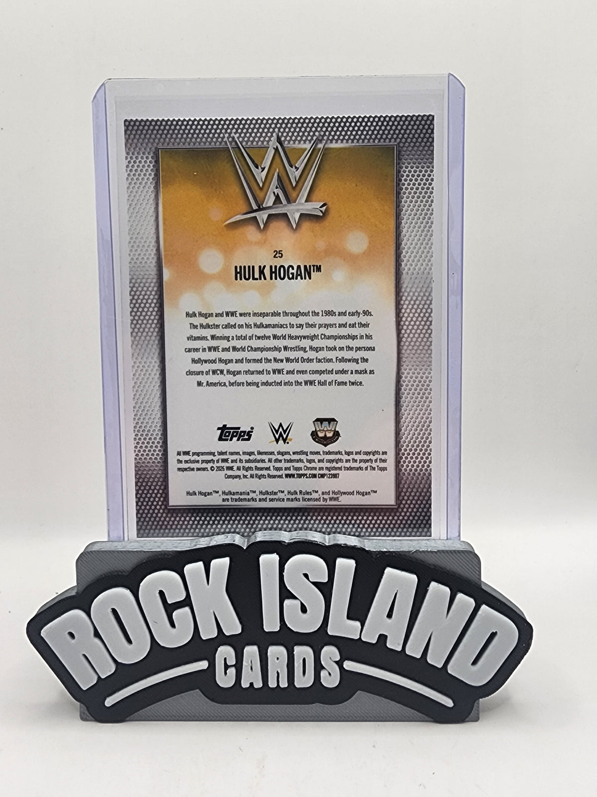 Hulk Hogan 2026 Topps Chrome WWE Legends #25 Aqua Refractor /199